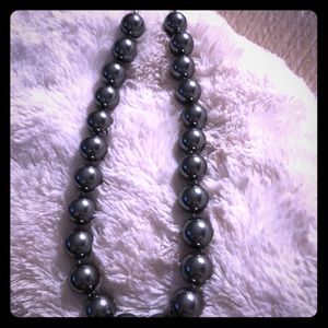 15” 9mm dark gray glass pearl strand